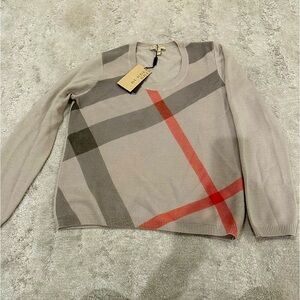 Burberry sweater NWT!!